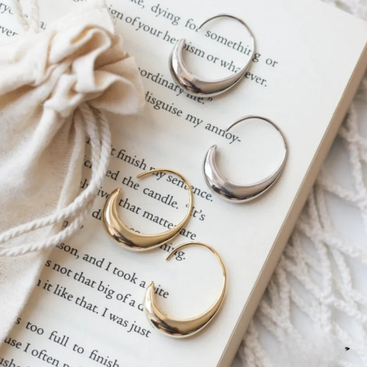 Amalia™ | Luxury Earrings in Gold and Silver