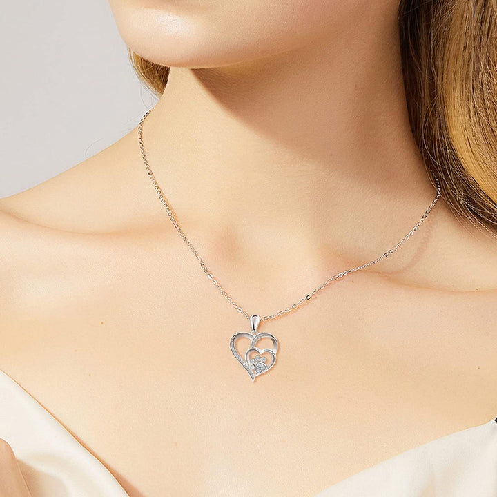 Inolt™ | Paw and Heart Necklace in Silver