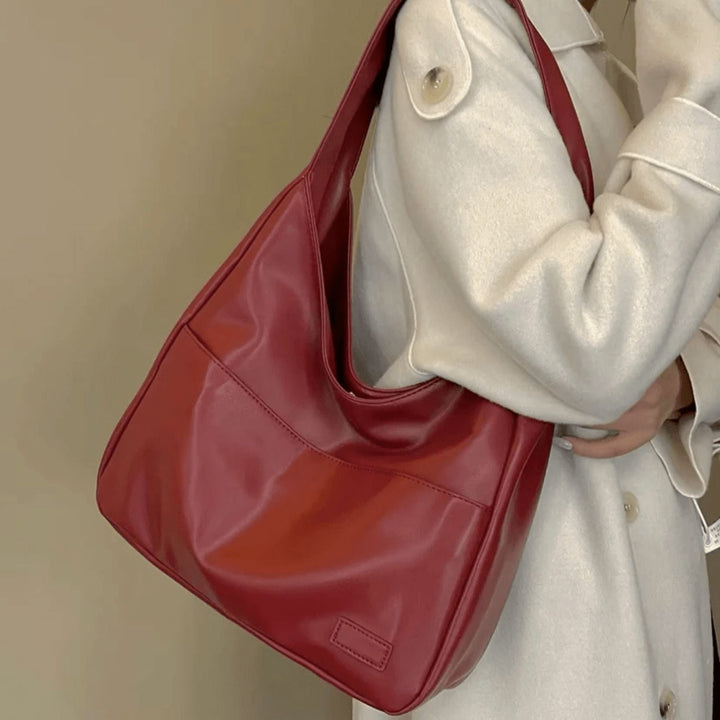 The Daily Luxury of Gloria | Vintage Leather Bag