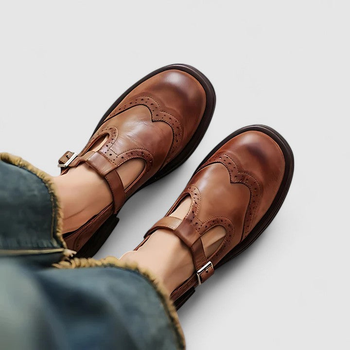 Clara | Timeless Mary Jane Style