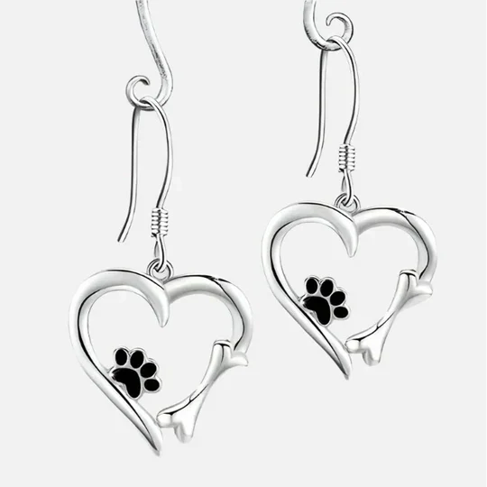 Yaritza™ – Silver Earrings with Paw and Heart Design